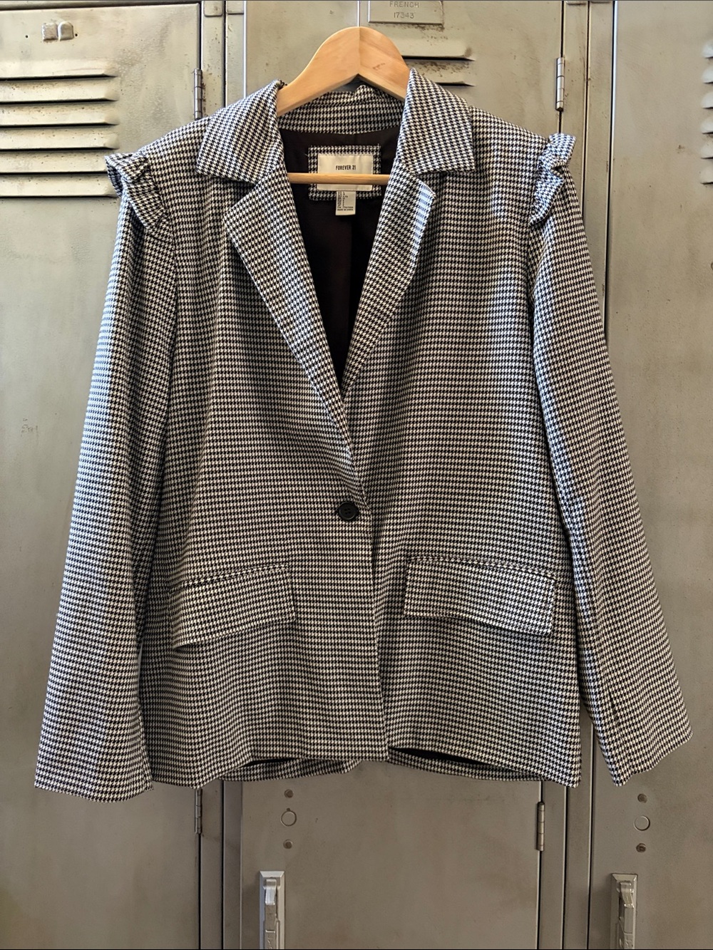 Forever 21 Black & White Houndstooth Blazer